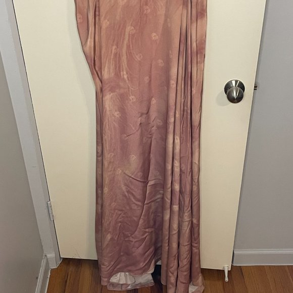 Teatum Jones "The April Dress" (Crepe Silk) - Picture 2 of 11